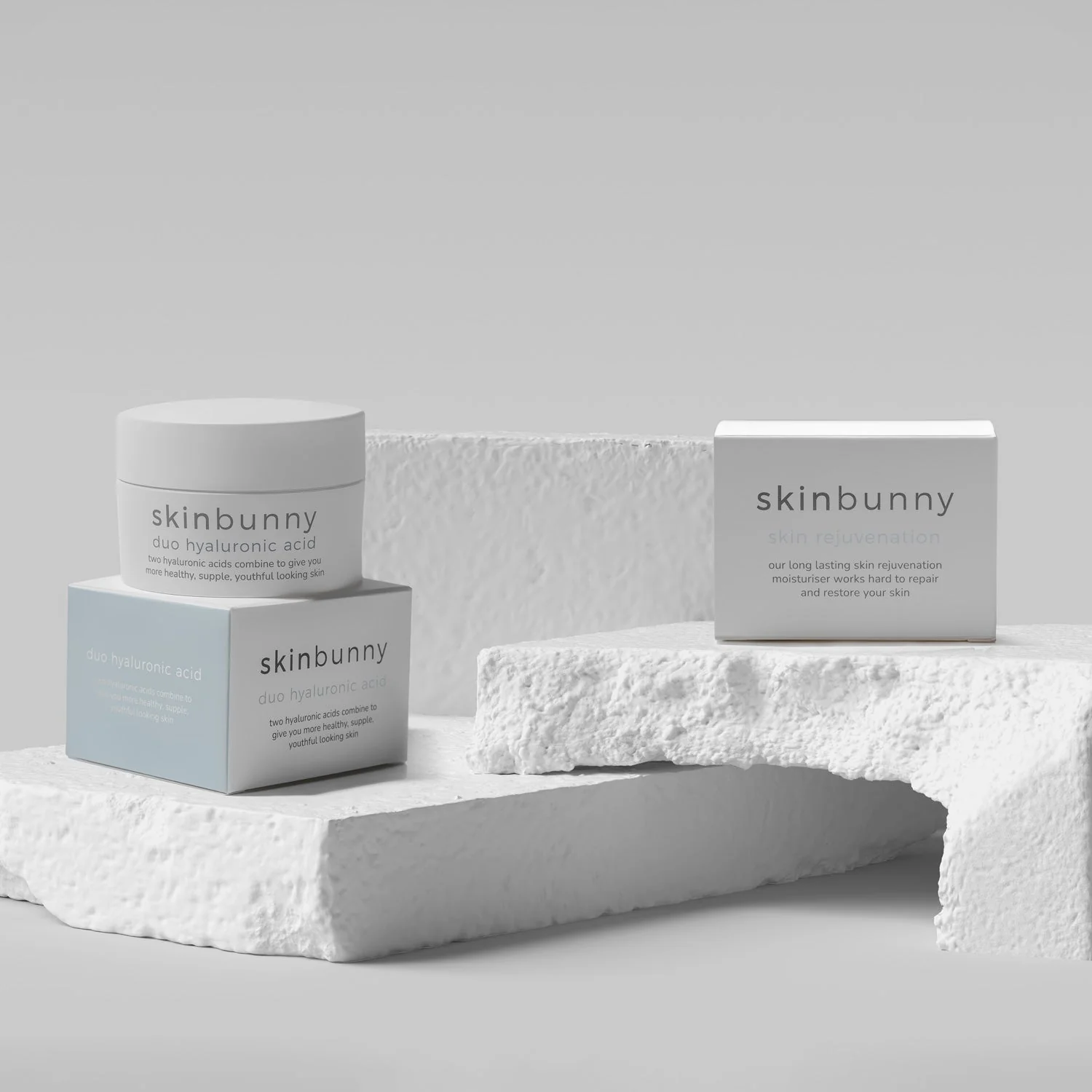 Skinbunny Hyaluronic Acid Moisturiser with Long Lasting Moisturiser absolutely FREE - Image 2
